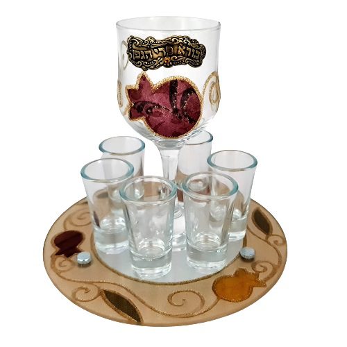 50712- Set + Liqueur opens with  tray+wine cup 20x17 c"m