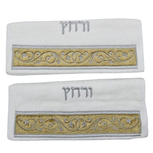 A pair  towels model Arsila gold velvet 35X80 cm